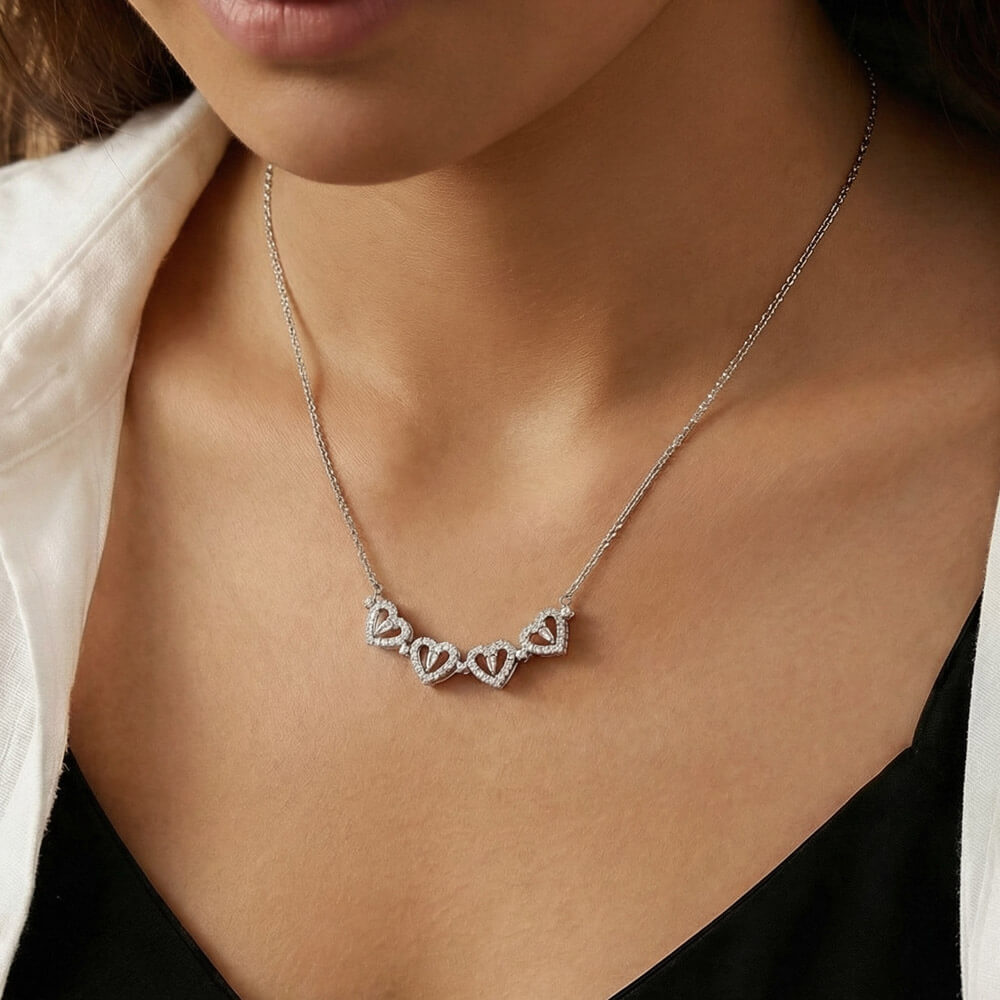 Magnetic Heart Necklace for Mom – A Timeless Gift of Unbreakable Love