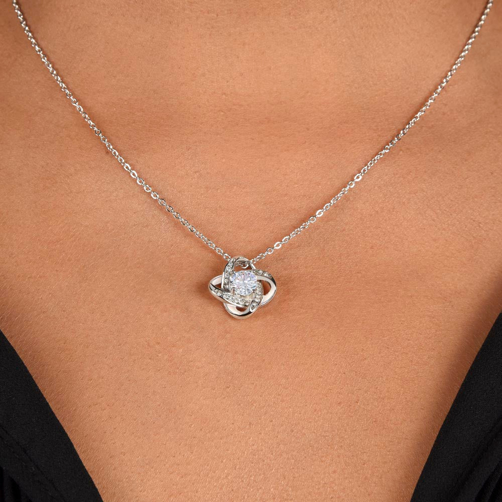 Love Knot Necklace for Mom – A Perfect Graduation Gift