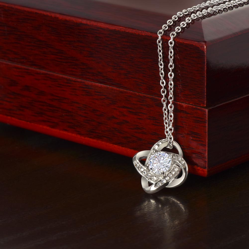 Love Knot Necklace for Mom – A Perfect Graduation Gift